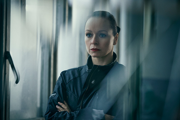 Roma Fiction Fest 2015: The Last Panthers, il crime con Samantha Morton e John Hurt