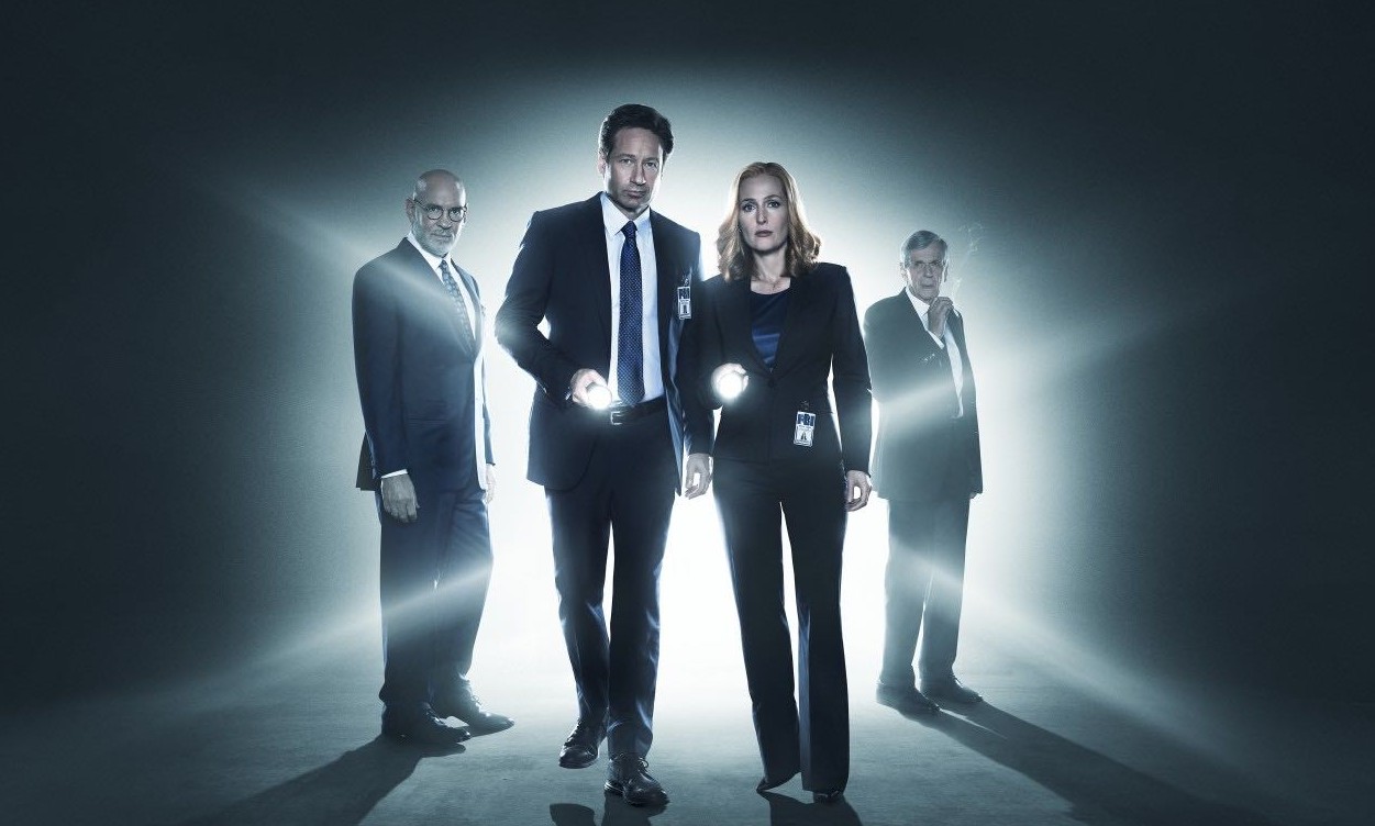 X-Files: Gillian Anderson introduce il nuovo trailer