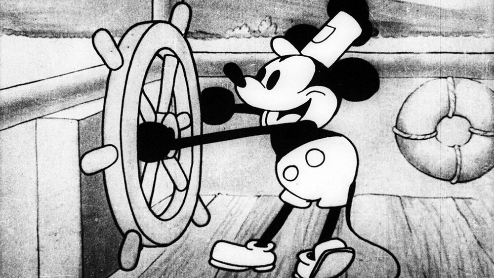 Auguri Topolino, la Disney festeggia con un video musicale unico