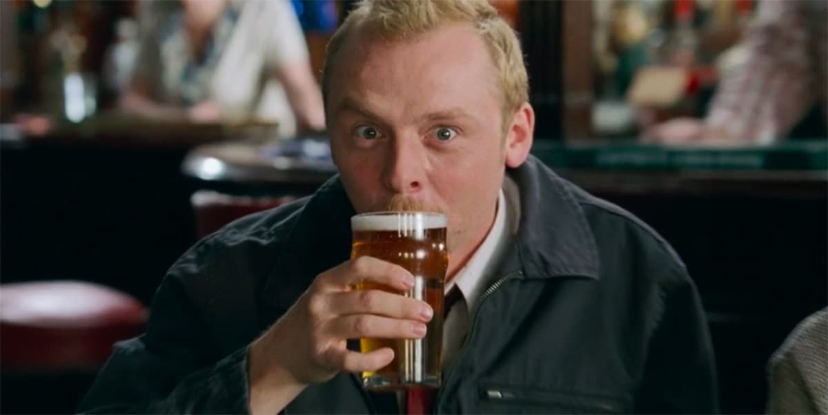 Simon Pegg commenta il suo meme divenuto popolare a causa del Covid