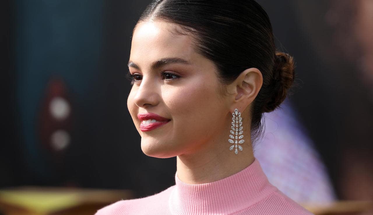 Selena Gomez single e senza filtri su Instagram | Fan e colleghi impazziscono nei commenti
