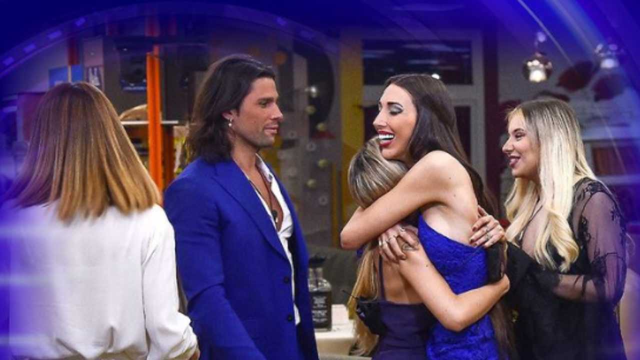 GF Vip: un altro abbandono dopo Edoardo Donnamaria? | “Mi sento male davvero”
