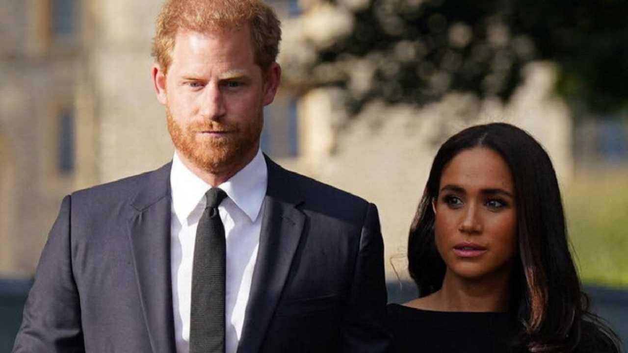 Harry e Meghan, pronto l’annuncio ufficiale: “Stanno per farlo”