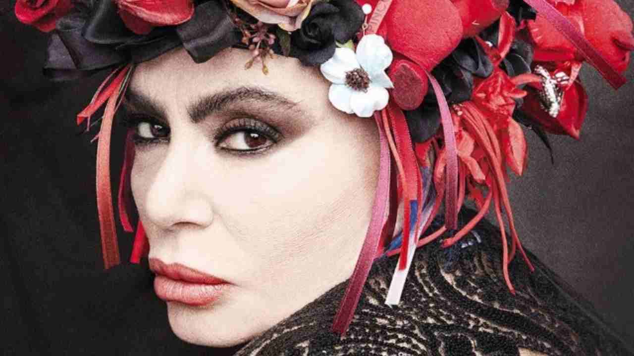 Sanremo 2024: il testo di ‘Pazza’, la canzone di Loredana Bertè | “Si inc**za per poco”