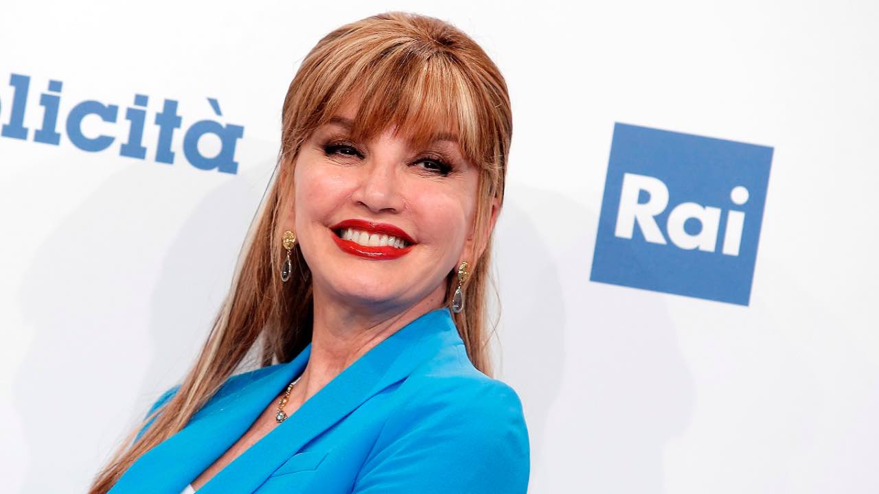 Milly Carlucci - fonte_web - newscinema.it