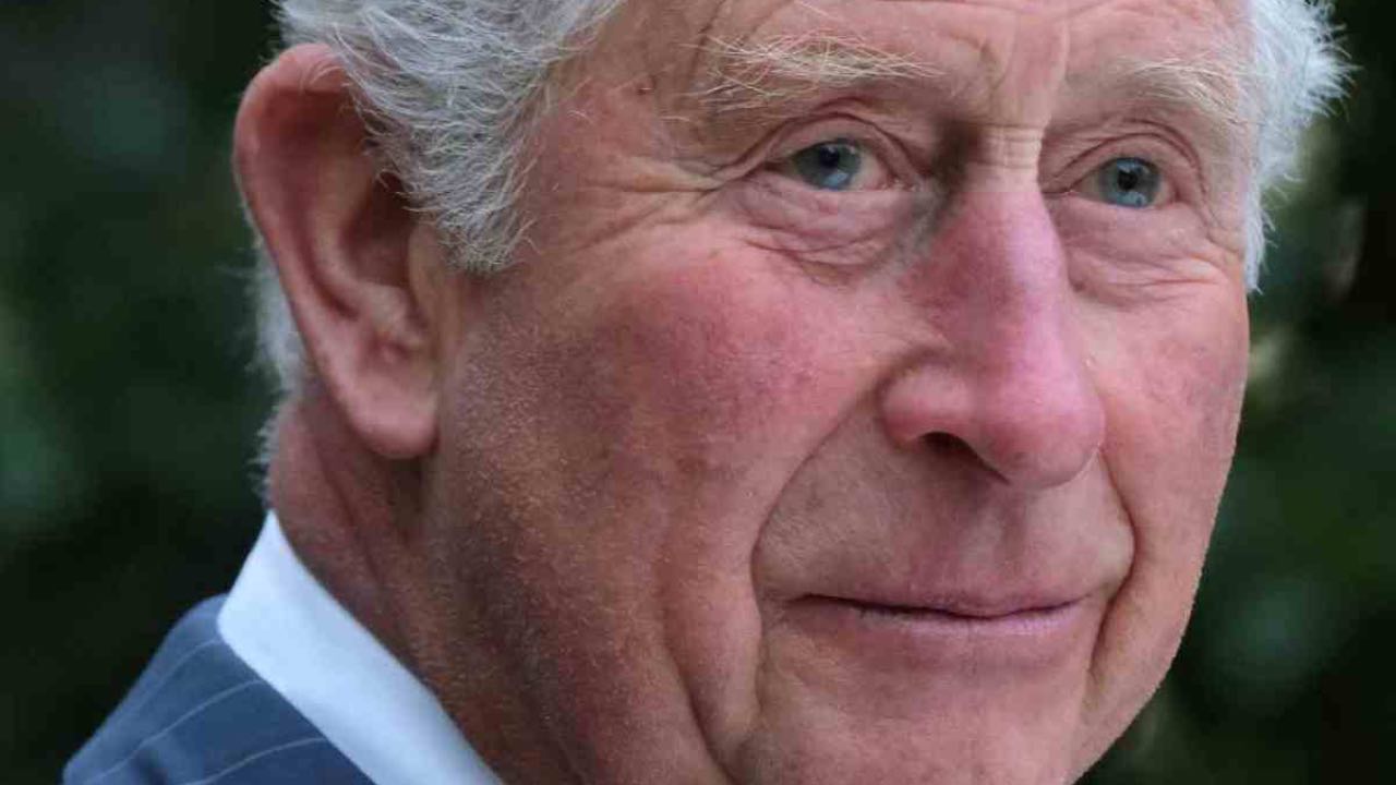 Re Carlo III torna in pubblico: come sta ora
