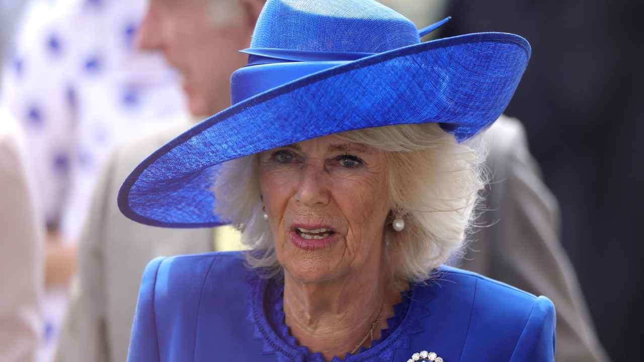 I segreti di Camilla: telefonate intime a Buckingham Palace e non solo