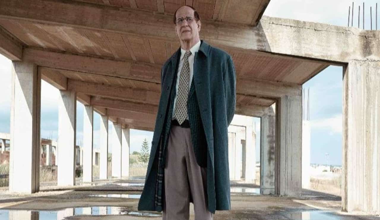Iddu, recensione: se Matteo Messina Denaro funge da fonte di ispirazione