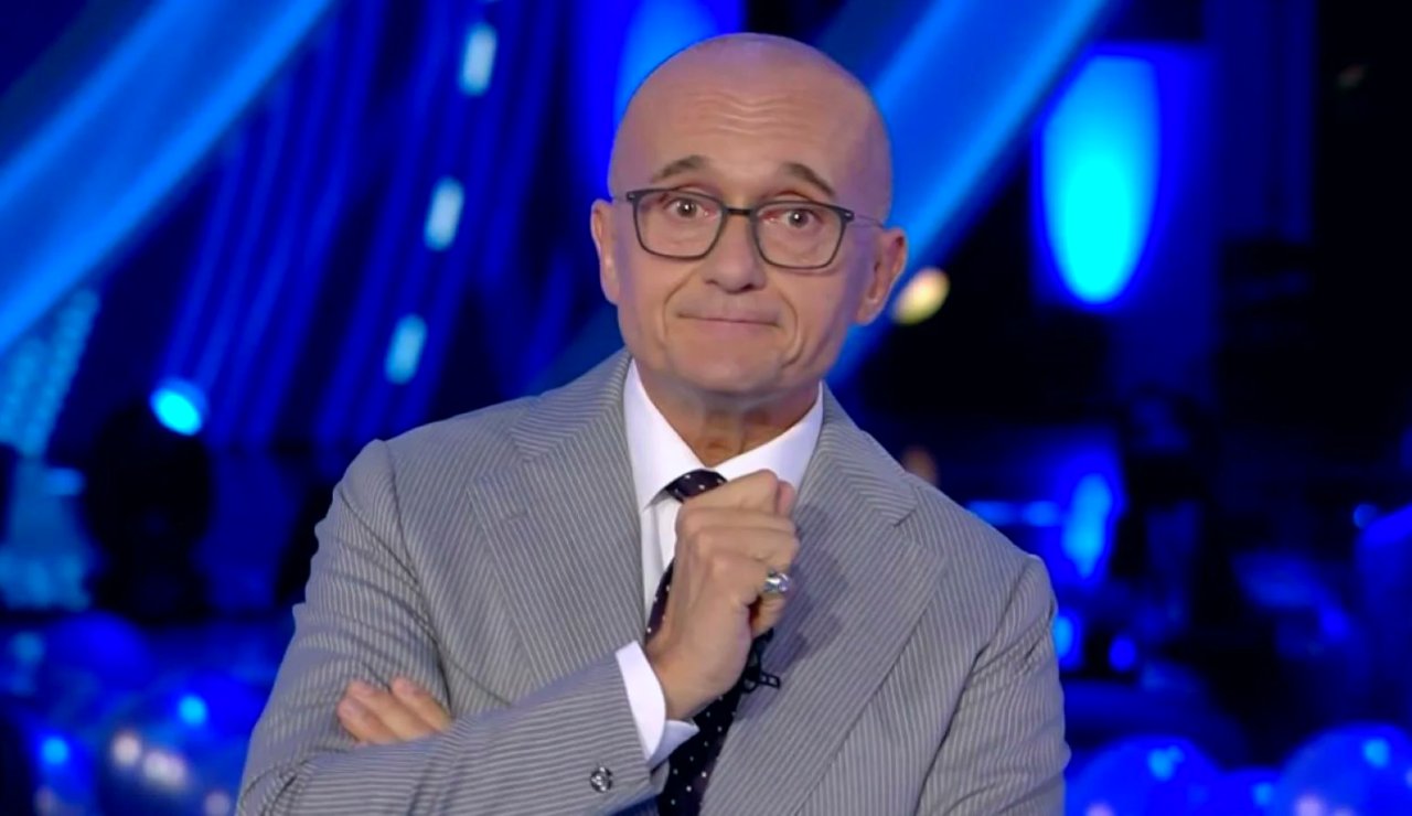 Grande Fratello, anticipazioni puntata 6 febbraio 2025: è scoppiata la passione