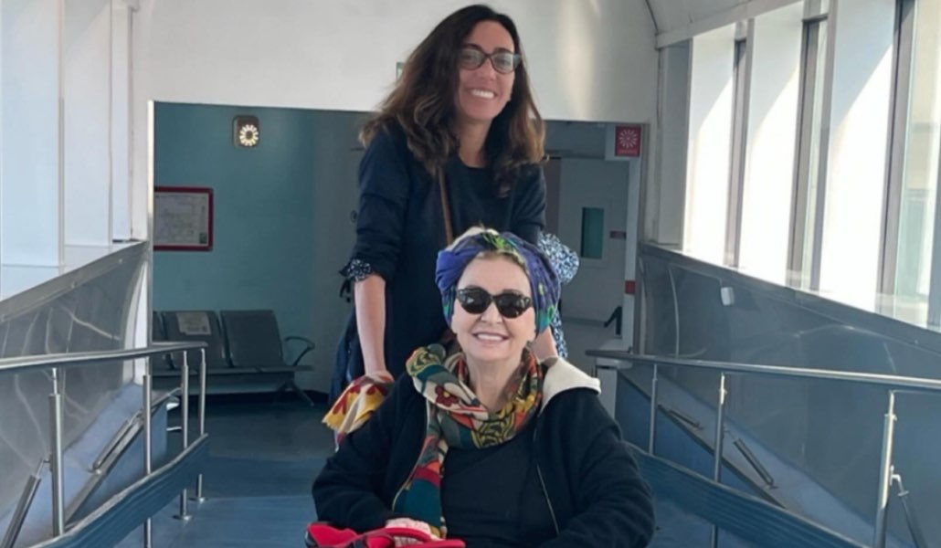 Che tumore ha Enrica Bonaccorti? La conduttrice rompe il silenzio e annuncia la malattia sui social