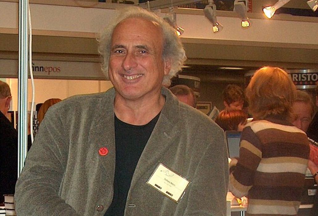 Addio a Stefano Benni: i suoi libri più iconici che tutti dovrebbero leggere almeno una volta