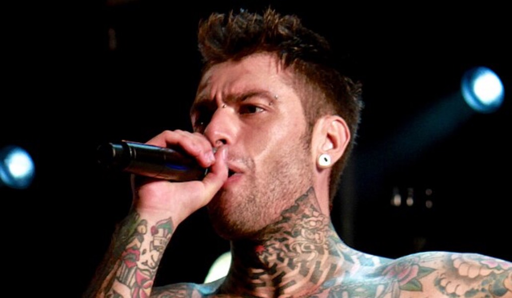 Luis Sal denuncia Fedez, il manager: “Non ti dà retta neanche il tuo cane”